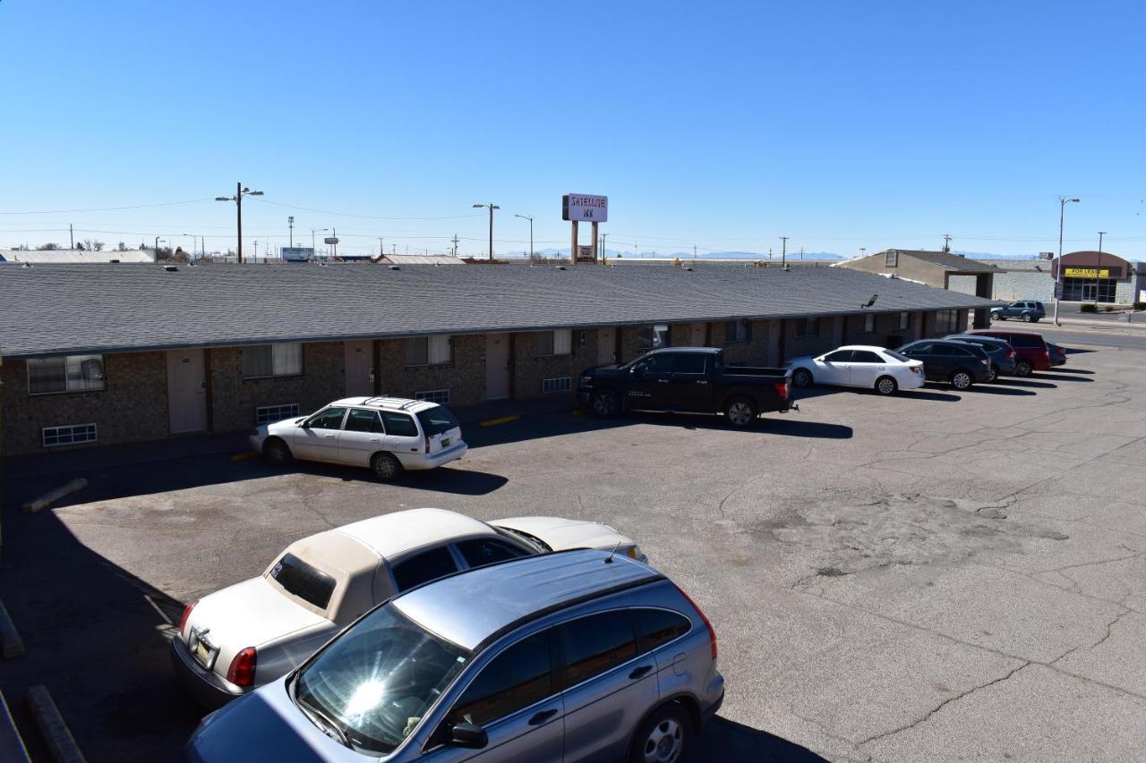 Satellite Inn Alamogordo Exterior photo