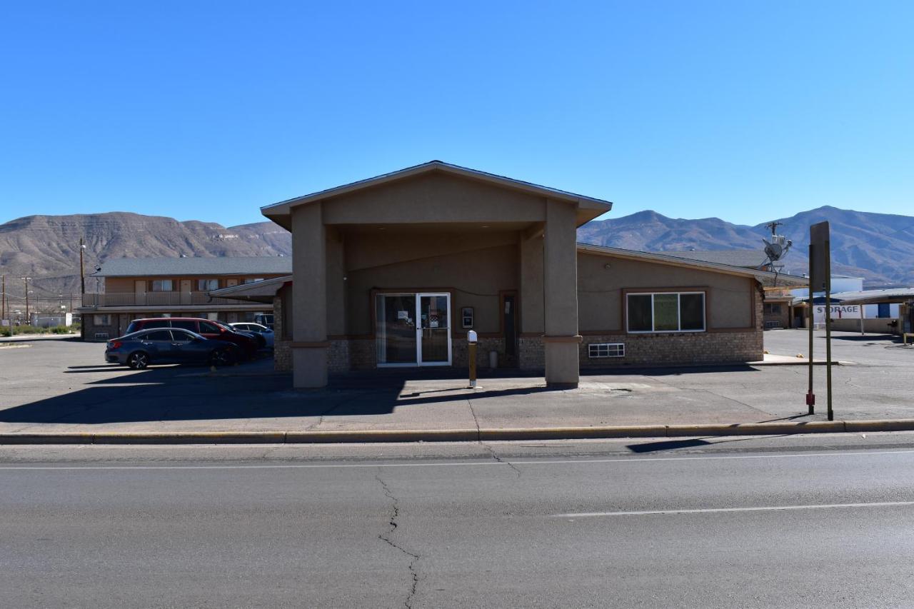 Satellite Inn Alamogordo Exterior photo